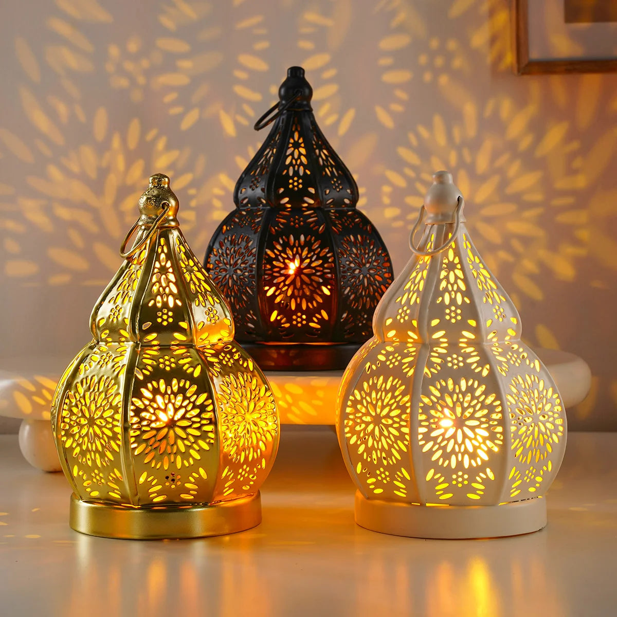 Bougeoir marocain ajouré — photophore en métal