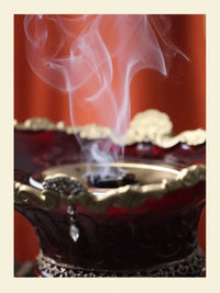 Bakhour Oud — copeaux de bois parfumés à brûler